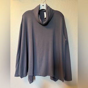 ATHLETA Womens grey cowl neck tunic sweatshirt!